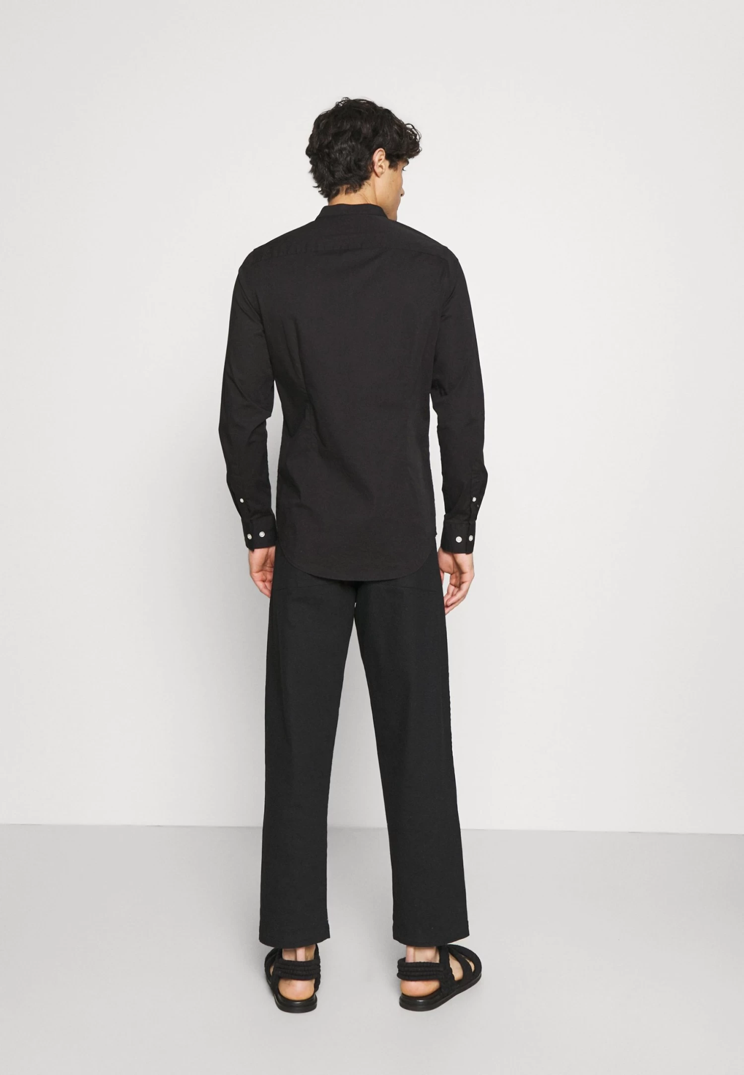 Pier One Muscle Fit Stand- Camicia - Black 5 Pier One Muscle Fit Stand- Camicia - Black - immagine 3