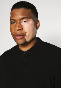 Pier One PoloBlack Uomo T-shirt E Polo PI922P061-Q11 -Pier One 235e4e86460b449a99fb4e0ce5232391