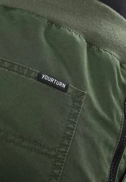 Pier One Pantaloni CargoDark Green Uomo Pantaloni YO122E01M-M11 -Pier One 267eb1a5169a4c549f08e5f864e0bce4