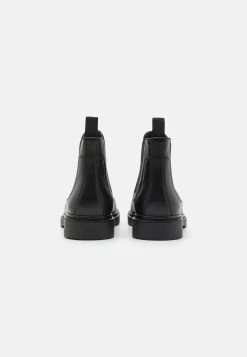 Pier One LeatherStivalettiBlack Uomo Stivaletti/Stivali PI912K0C6-Q11 -Pier One 38fceb26209f4f8e8e56a5d89f6e46d5