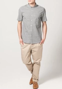 Pier One CamiciaOff-White Uomo Abbigliamento ZIR02KIG3-001 11 Pier One CamiciaOff-White Uomo Abbigliamento ZIR02KIG3-001 -Pier One 3d1dd2d1fcc347b883ad1fb4e84287d3