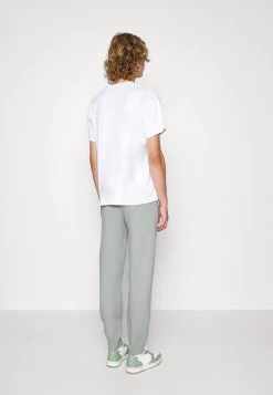 Pier One Pantaloni SportiviGrey Uomo Pantaloni PI922Q0B9-C11 9 Pier One Pantaloni SportiviGrey Uomo Pantaloni PI922Q0B9-C11 -Pier One 45a72f66251540d98f4e2c7fa226e527