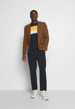 Pier One T-Shirt Con StampaDark Blue Uomo T-shirt E Polo PI922O0MZ-K11 9 Pier One T-Shirt Con StampaDark Blue Uomo T-shirt E Polo PI922O0MZ-K11 -Pier One 4ca99bbda3564498ba0ccb608b048204