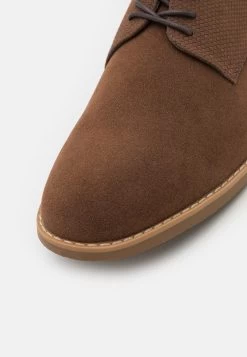 Pier One StringateBrown Uomo Scarpe Con I Lacci PI912M0E3-O11 -Pier One 4e8a053af9ba4597871e5b399978275b