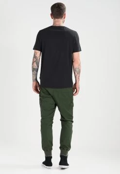Pier One Pantaloni CargoDark Green Uomo Pantaloni YO122E01M-M11 -Pier One 4eaeb49137e742b6aaabba65e80c29c8