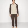 Pier One PigiamaBrown Uomo Per La Notte PI982M043-O11 -Pier One 52165ce564fb4c02aea2df05f69ed4ea