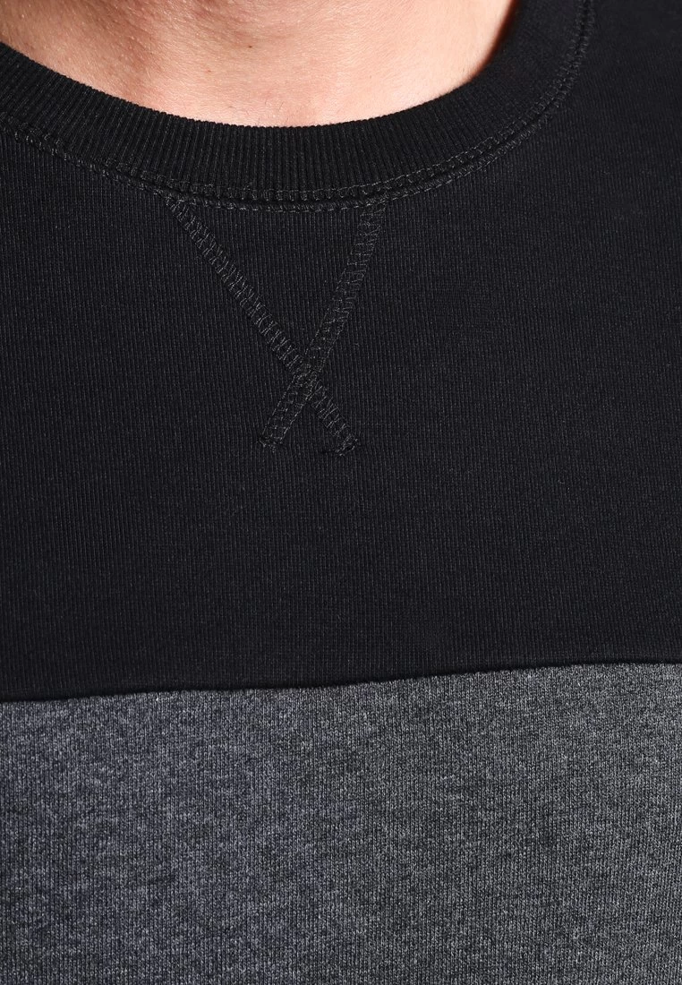 Pier One FelpaMottled Dark Grey Uomo Maglieria E Felpe PI922SA1F-C11 6 Pier One FelpaMottled Dark Grey Uomo Maglieria E Felpe PI922SA1F-C11 - immagine 4