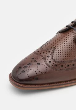 Pier One LeatherStringateBrown Uomo Scarpe Eleganti PI912M0E5-O11 -Pier One 57c21119ec2a4a74b09a3de69708d48e