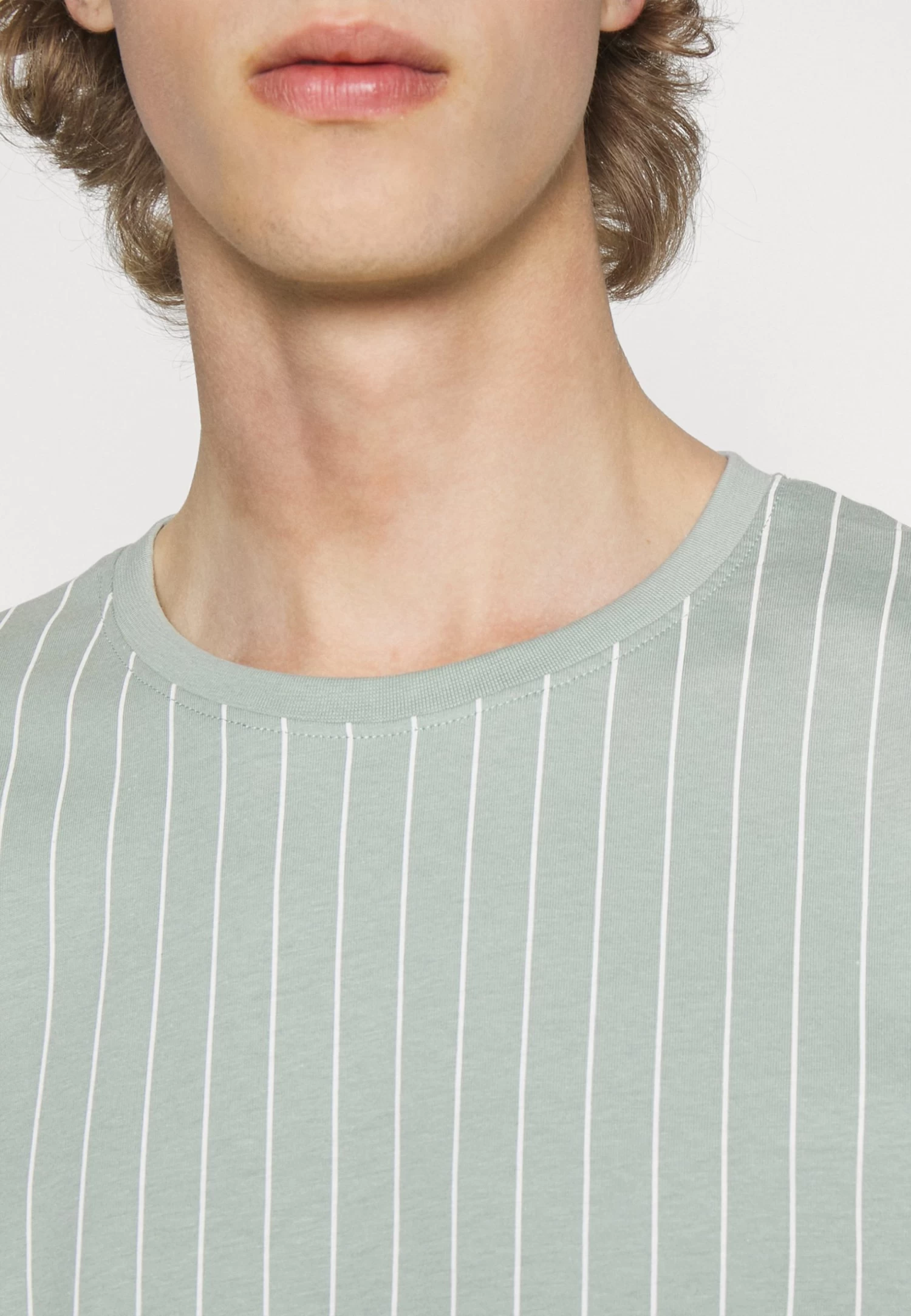 Pier One T-Shirt Con StampaLight Green Uomo T-shirt E Polo PI922O0XY-M11 8 Pier One T-Shirt Con StampaLight Green Uomo T-shirt E Polo PI922O0XY-M11 - immagine 6