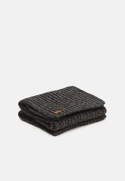 Pier One SetSciarpaDark Grey Uomo Foulard E Sciarpe PI952G01R-C12 -Pier One 5ae5e4ca5c9d47838ce8687802b0e3b2