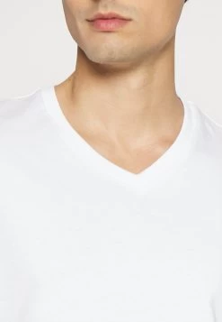 Pier One V Neck Bird Tonal 3 PackT-Shirt BasicWhite/Dark Green/Black Uomo T-shirt E Polo PI922O0XL-A11 -Pier One 6444200bd8f344c784d9b07b508a7cc2