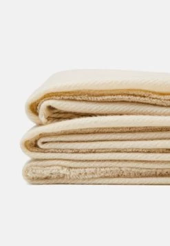 Pier One UnisexSciarpaOff-White Donna Sciarpe PI954G00J-A11 -Pier One 64c11f18a44649a0bbf3b60dd9446ac2