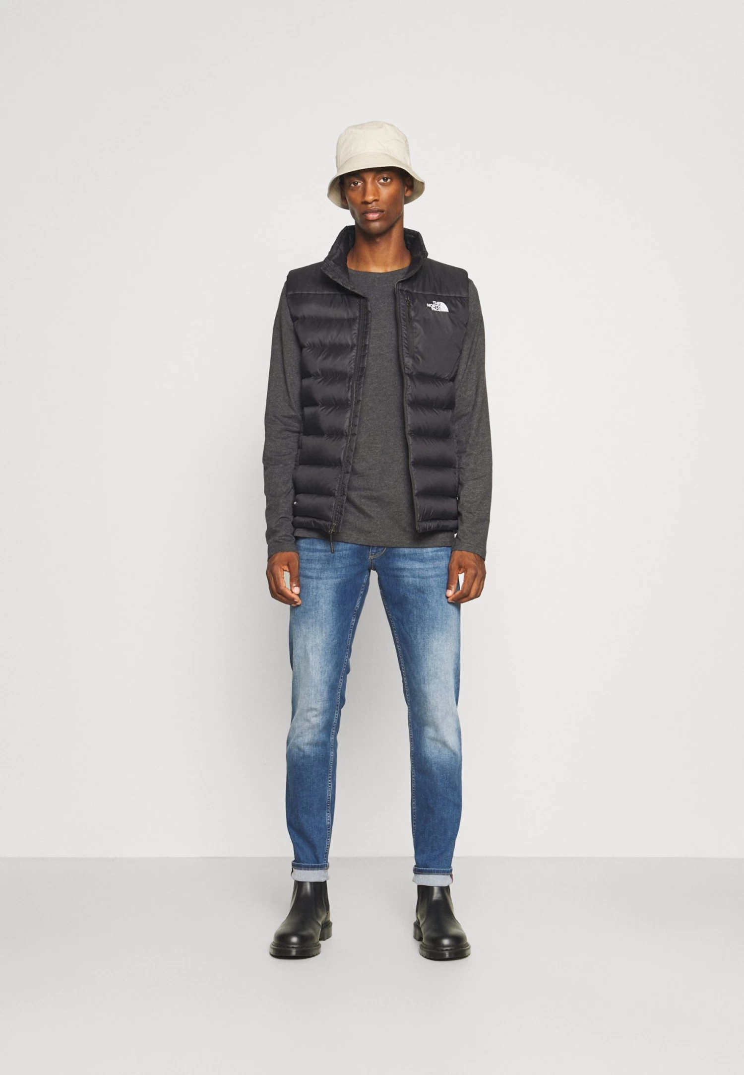 Pier One 2 PackMaglietta A Manica LungaDark Grey/Black Uomo T-shirt E Polo PI922O0GT-C11 3 Pier One 2 PackMaglietta A Manica LungaDark Grey/Black Uomo T-shirt E Polo PI922O0GT-C11