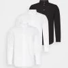Pier One 3 PackCamicia EleganteWhite/White/Black Uomo Camicie PI922D0DJ-A12 -Pier One 67bb35fb72cb439b9b383f909980e99a