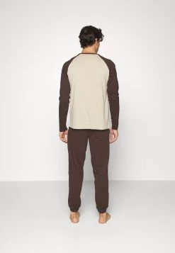 Pier One PigiamaBrown Uomo Per La Notte PI982M043-O11 -Pier One 6c07805b01b443f787fde49487475077