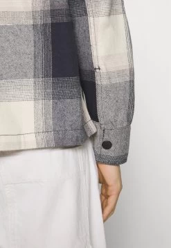 Pier One Giacca Leggera - Black/Beige 13 Pier One Giacca Leggera - Black/Beige -Pier One 6dbbfcca5c7e472d9d6260431dc6be77