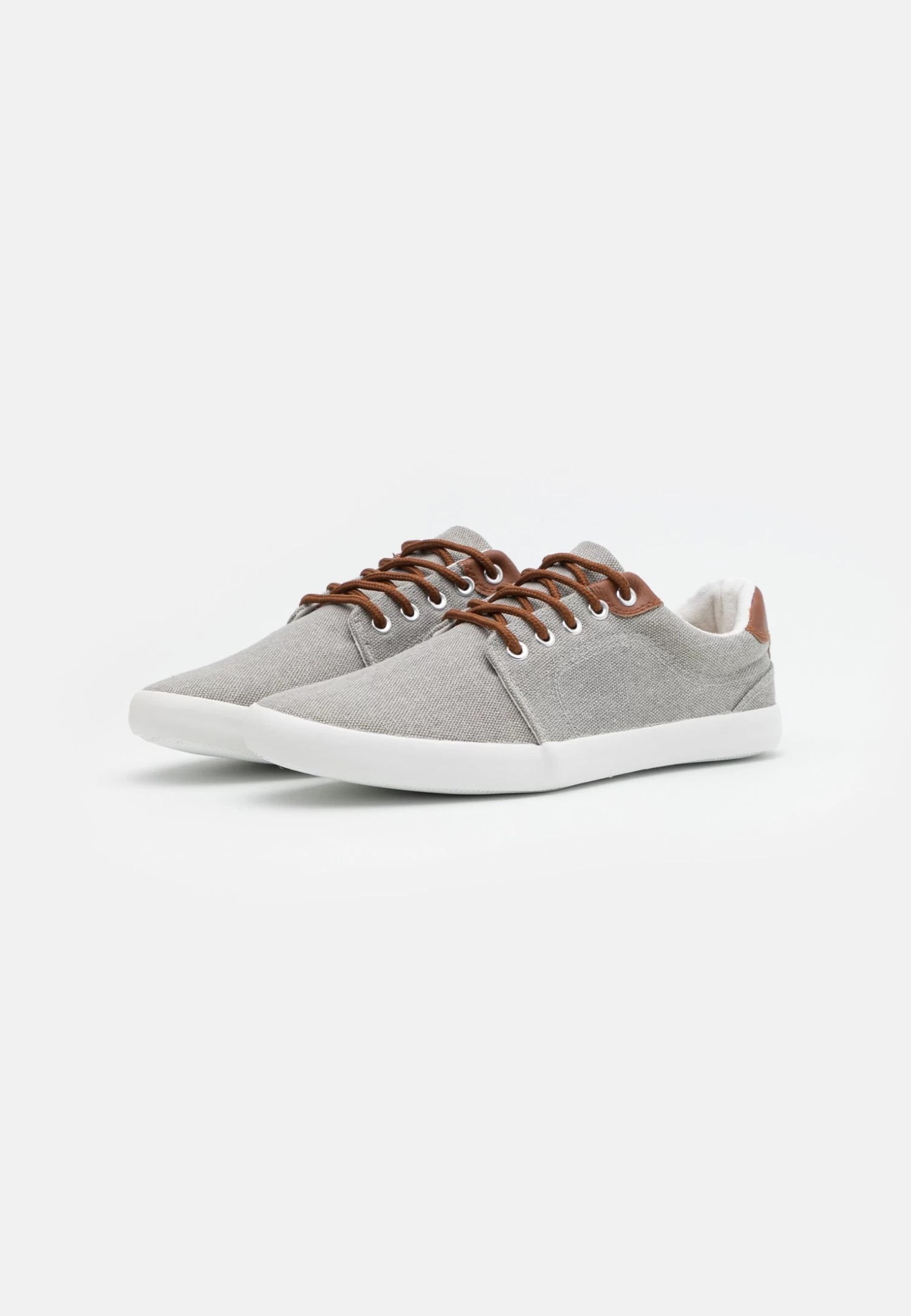 Pier One Unisex - Sneakers Basse - Light Grey 4 Pier One Unisex - Sneakers Basse - Light Grey - immagine 2