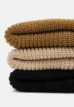 Pier One Unisex 3 PackBerrettoBlack/Khaki/Beige Donna Cappelli E Foulard PI954P00M-Q13 -Pier One 71e4b7a49f044ebea3dbd76514f0fa09