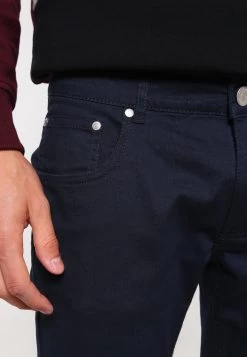 Pier One PantaloniDark Blue Uomo Pantaloni YO122E00Y-K11 -Pier One 72d05897eb7b4ca3bdc8ce99ac126aa1