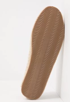 Pier One Rena Espadrille Unisex - Espadrillas - White/Blue -Pier One 783aaa02540843288d52301a1f116eed