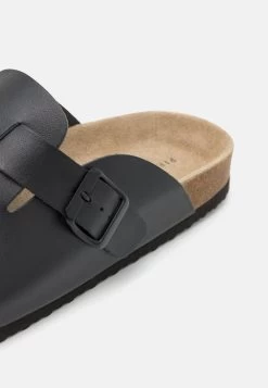 Pier One Leather Unisex - Pantofole - Black 13 Pier One Leather Unisex - Pantofole - Black -Pier One 7b28889d1d2247a8abcae3a4a4c34674