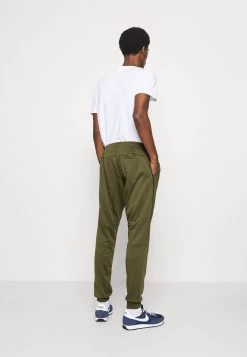 Pier One Pantaloni Sportivi - Olive -Pier One 7cda39b8f69f4986bcbf6242b84d926c