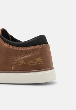 Pier One Sneakers BasseCognac Uomo Sneaker PI912O053-O11 13 Pier One Sneakers BasseCognac Uomo Sneaker PI912O053-O11 -Pier One 8733e13d37d6492285523affe08eb939