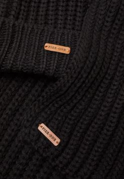 Pier One SetSciarpaBlack Uomo Cappellie Berretti PI952G01R-Q11 11 Pier One SetSciarpaBlack Uomo Cappellie Berretti PI952G01R-Q11 -Pier One 8bce0b39ce924a318a08b617d4db3aaf