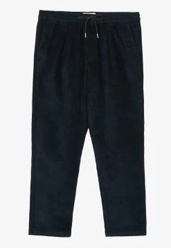 Pier One CorduroyPantaloniDark Blue Uomo Pantaloni PI922E05I-K11 -Pier One 8f2e918ab757411fb49162d68328e81a