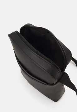 Pier One Borsa A TracollaBlack Uomo Borse PI952H06J-Q11 -Pier One 8fa71f28a06d49cc87901cdc65bc9dd8