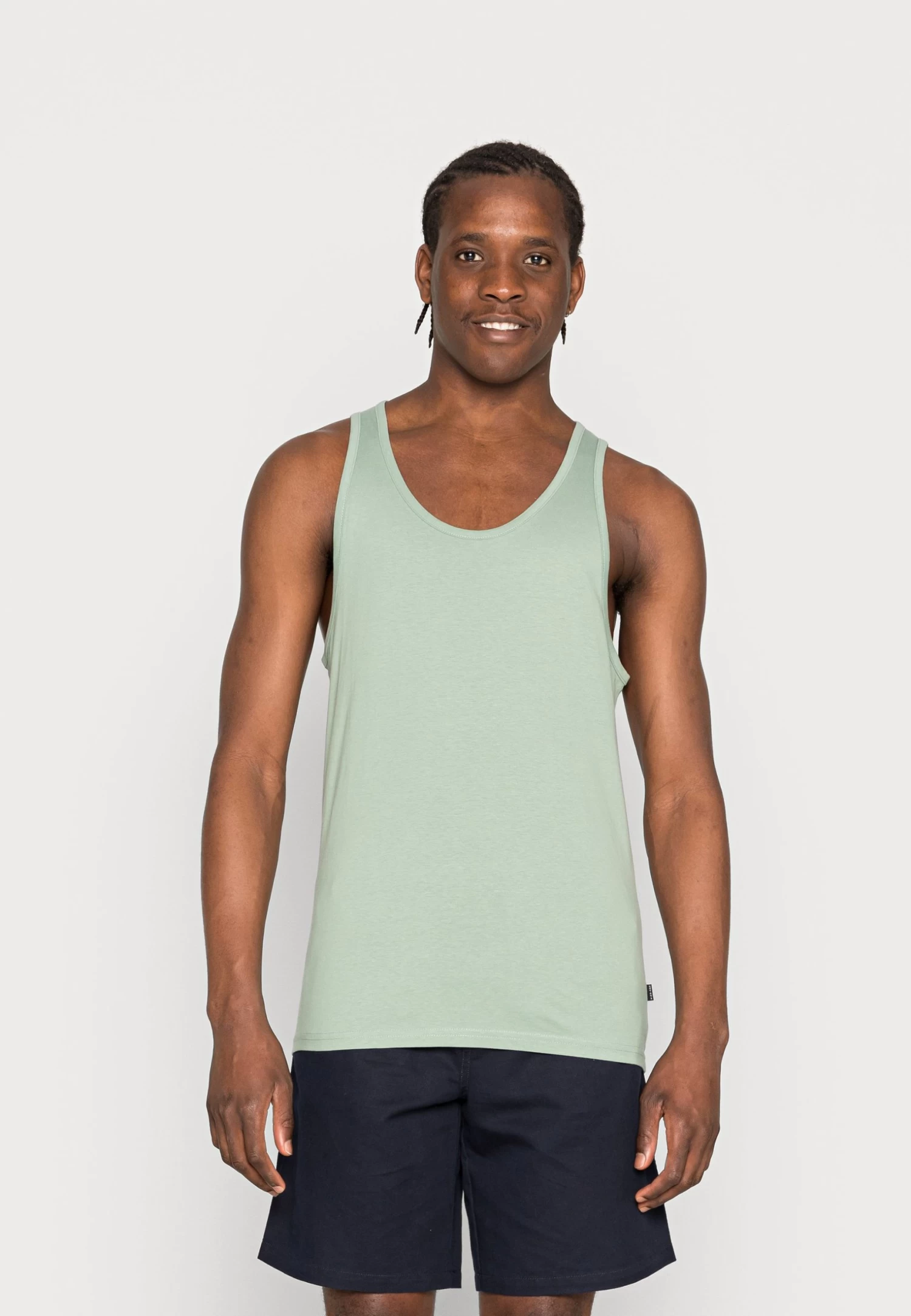 Pier One 3 PackTopDark Grey / Green / Bordeaux Uomo T-shirt E Polo PI922O0V8-C11 4 Pier One 3 PackTopDark Grey / Green / Bordeaux Uomo T-shirt E Polo PI922O0V8-C11 - immagine 2