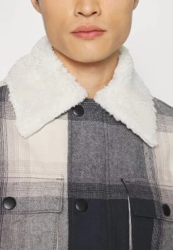 Pier One Giacca Leggera - Black/Beige 15 Pier One Giacca Leggera - Black/Beige -Pier One 945f448dee1941e48afc57d7a97d17e2