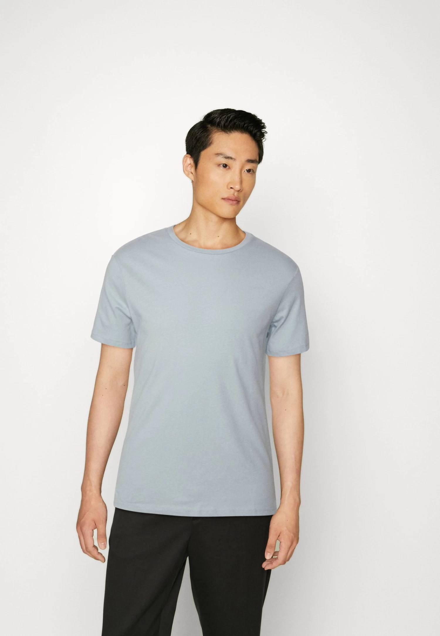 Pier One 7 PackT-Shirt BasicBlack/Dark Blue/Dark Green Uomo T-shirt E Polo PI922O0PY-Q14 10 Pier One 7 PackT-Shirt BasicBlack/Dark Blue/Dark Green Uomo T-shirt E Polo PI922O0PY-Q14 - immagine 8
