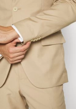 Pier One CompletoBeige Uomo Completi E Cravatte PI922A02G-B11 -Pier One a3806dd572714afc95007b85b66cb0f4