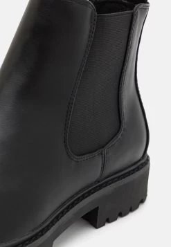 Pier One StivalettiBlack Uomo Stivaletti/Stivali PI912K0BO-Q11 -Pier One bad5496ae6a94a7984368cb13388fc1e