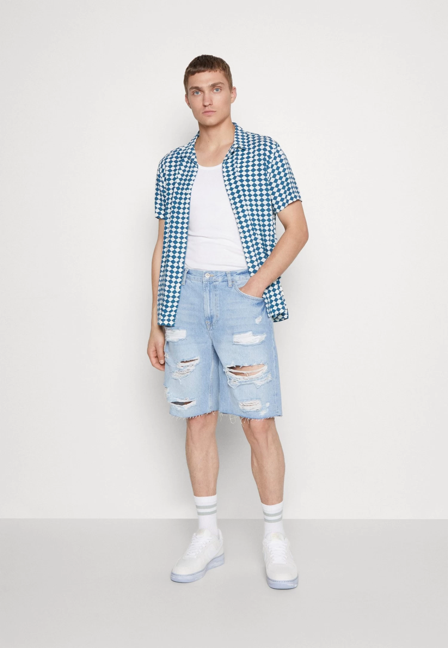 Pier One Shorts Di JeansBlue Denim Uomo Jeans PI922F05E-K12 7 Pier One Shorts Di JeansBlue Denim Uomo Jeans PI922F05E-K12 - immagine 5