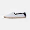 Pier One EspadrillasWhiteDark Blue Uomo Scarpe Basse PI915C006-A11 -Pier One be96cfbba0e741a9a150fa16c7605508