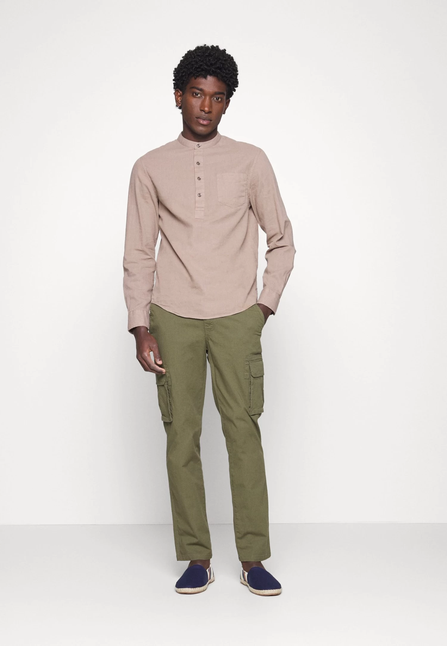 Pier One CamiciaTaupe Uomo Camicie PI922DA24-B11 4 Pier One CamiciaTaupe Uomo Camicie PI922DA24-B11 - immagine 2