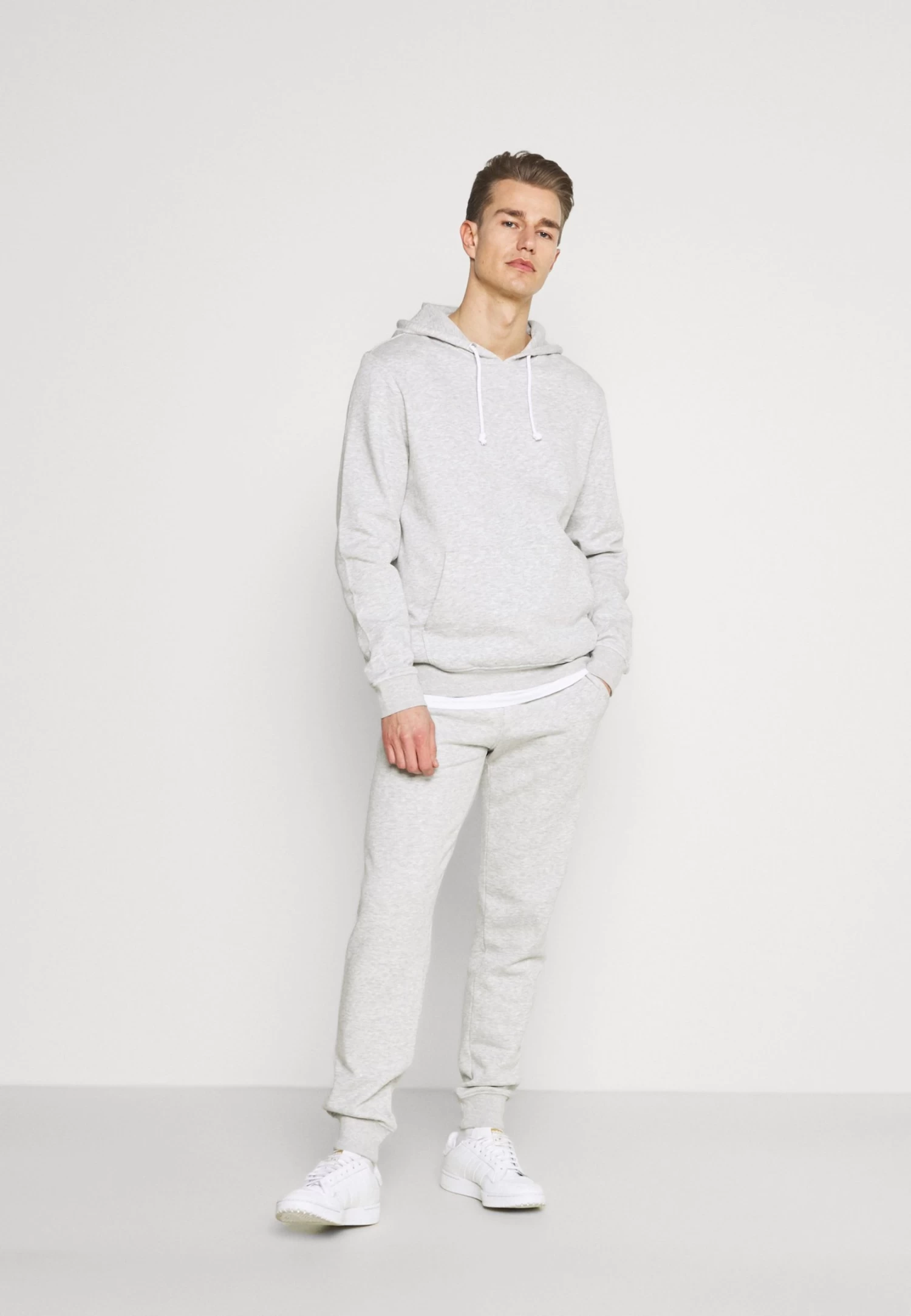 Pier One 2 PackPantaloni SportiviMottled Light Grey/Mottled Dark Blue Uomo Pantaloni PI922E03K-C11 3 Pier One 2 PackPantaloni SportiviMottled Light Grey/Mottled Dark Blue Uomo Pantaloni PI922E03K-C11