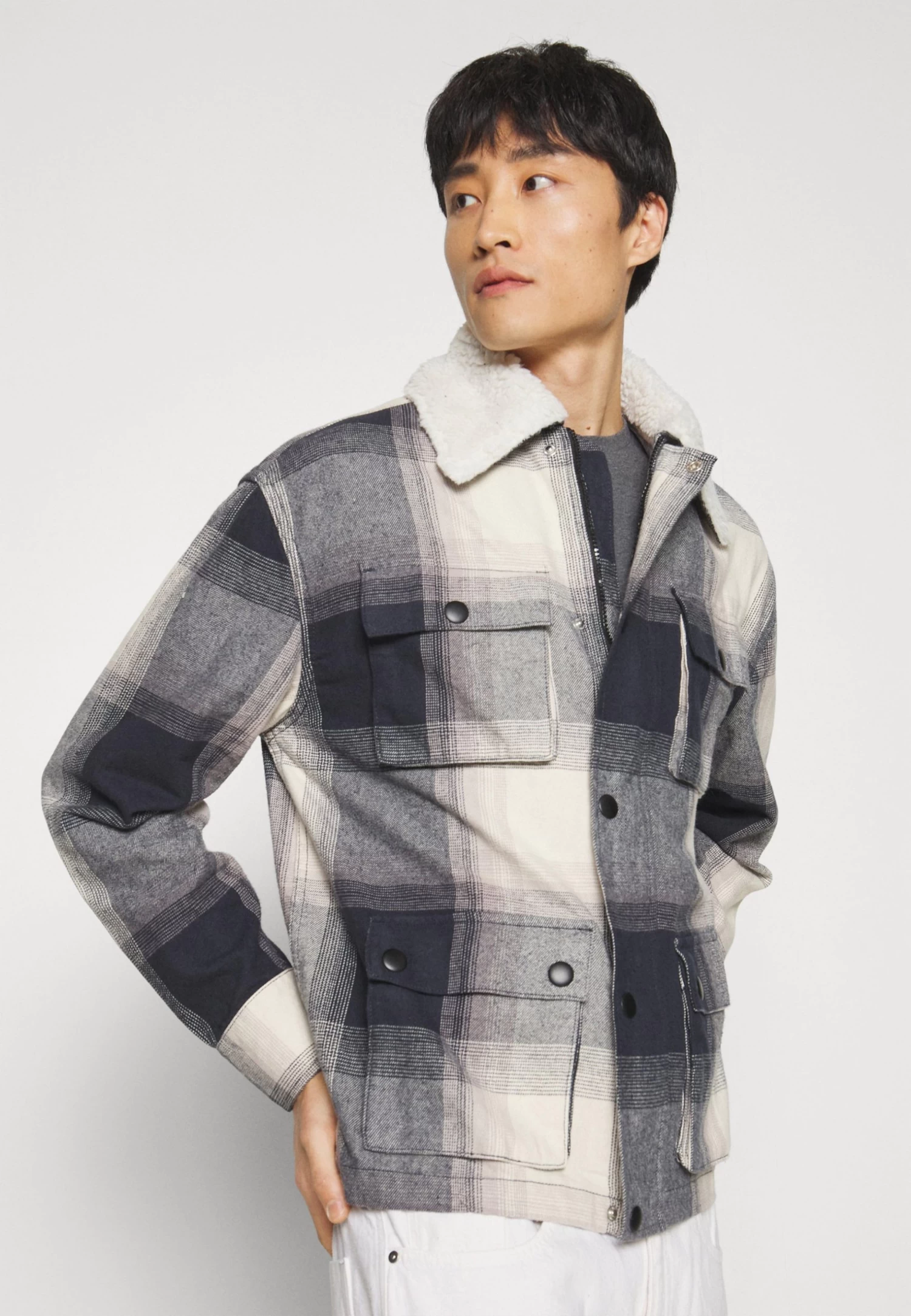 Pier One Giacca Leggera - Black/Beige 3 Pier One Giacca Leggera - Black/Beige