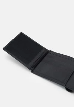 Pier One LeatherPortafoglioBlack Uomo Portafogli E Custodie PI952F00C-Q11 10 Pier One LeatherPortafoglioBlack Uomo Portafogli E Custodie PI952F00C-Q11 -Pier One cdc71e71d04a4f6ba417123e29ee884b