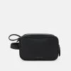 Pier One Unisex - Trousse - Black 2 Pier One Unisex - Trousse - Black -Pier One d1af1228988e4638829e0fe9fda01ac2