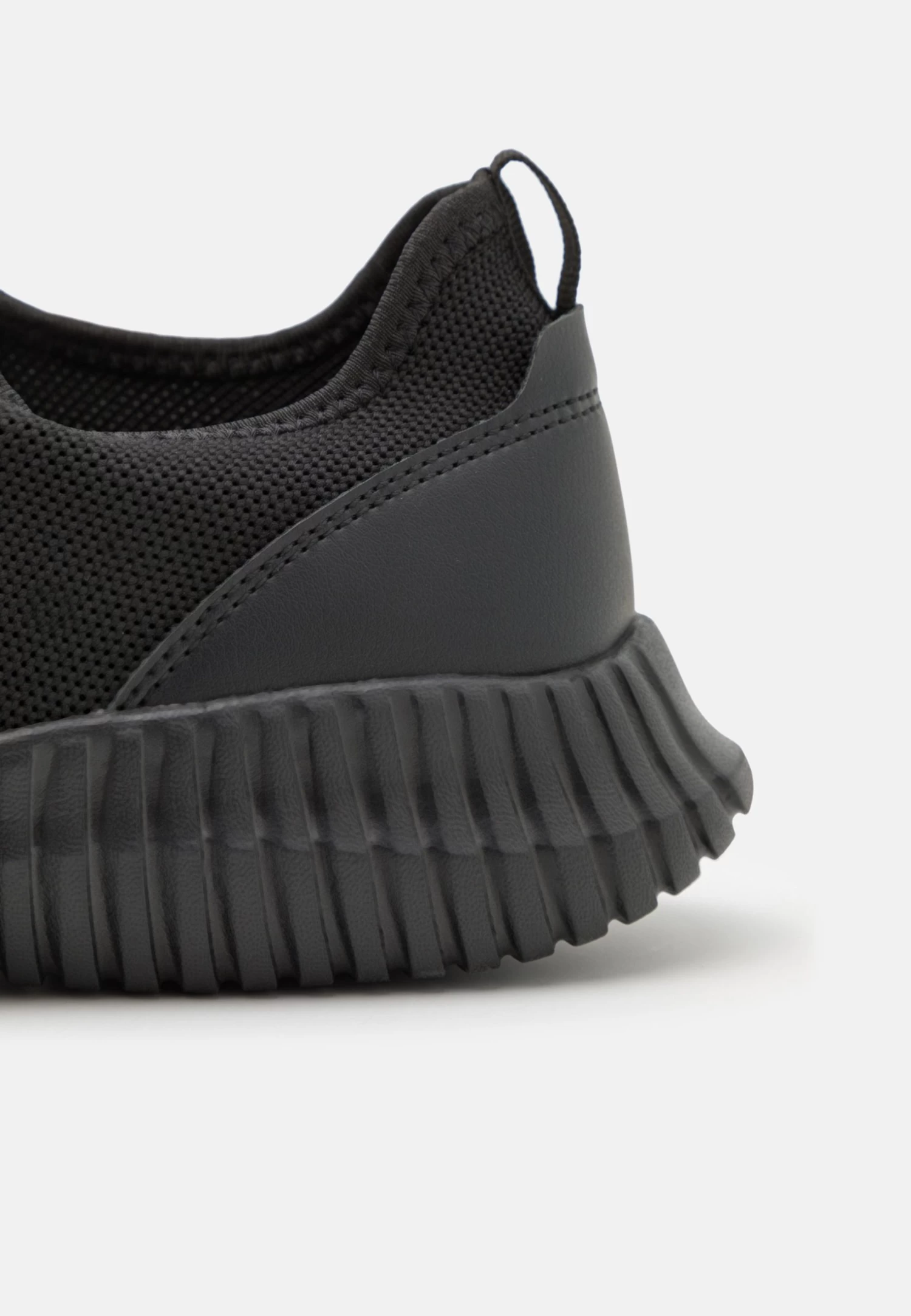 Pier One Sneakers BasseBlack Uomo Sneaker PI915O025-Q11 8 Pier One Sneakers BasseBlack Uomo Sneaker PI915O025-Q11 - immagine 6