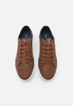 Pier One Unisex - Sneakers Basse - 708 -Pier One df61dc64b24a45e0b6b8277d8c9bf02b