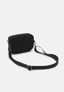 Pier One Borsa A TracollaBlack Donna Borse PI954H02R-Q11 9 Pier One Borsa A TracollaBlack Donna Borse PI954H02R-Q11 -Pier One e18d419f36384d9782ff21d1f02fa525