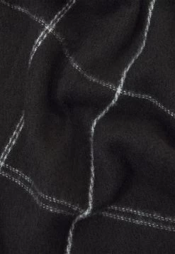 Pier One -Pier One e4bd9c40e1544717a015de313104e5b5