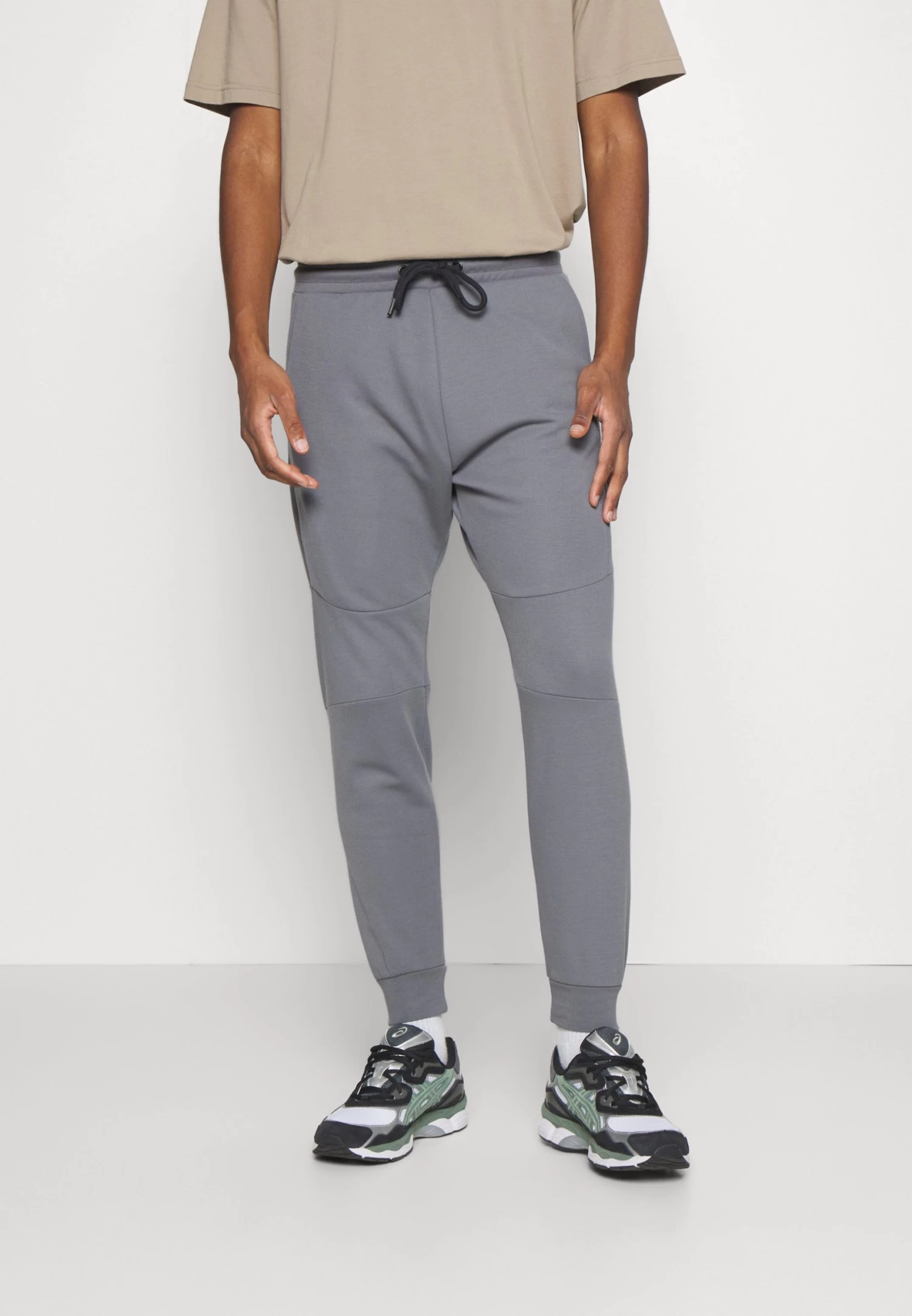 Pier One Pantaloni SportiviDark Grey Uomo Pantaloni PI922E03N-C16 3 Pier One Pantaloni SportiviDark Grey Uomo Pantaloni PI922E03N-C16