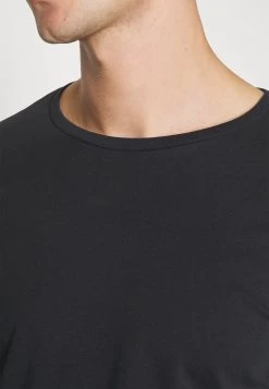 Pier One 2 PackMaglietta A Manica LungaBordeaux/Dark Blue Uomo T-shirt E Polo PI922O0GT-G11 -Pier One eb4514286e5440159a9ae5fde4e2bf28