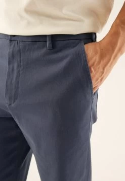 Pier One ChinoDark Blue Uomo Pantaloni PI922E05G-K11 11 Pier One ChinoDark Blue Uomo Pantaloni PI922E05G-K11 -Pier One f2fbb1514c4f424c8bbff168b727fb99