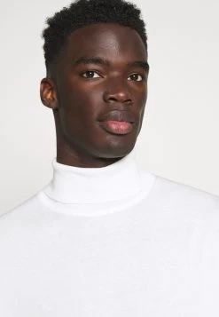 Pier One Maglione - Off-White -Pier One f904e2f3a5d44d2aa5d3a33c4185d11b